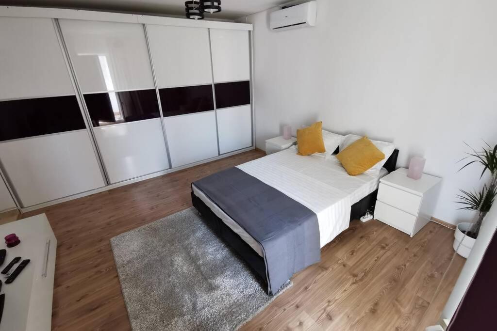 Bertigart Studio Apartment Bucarest Extérieur photo