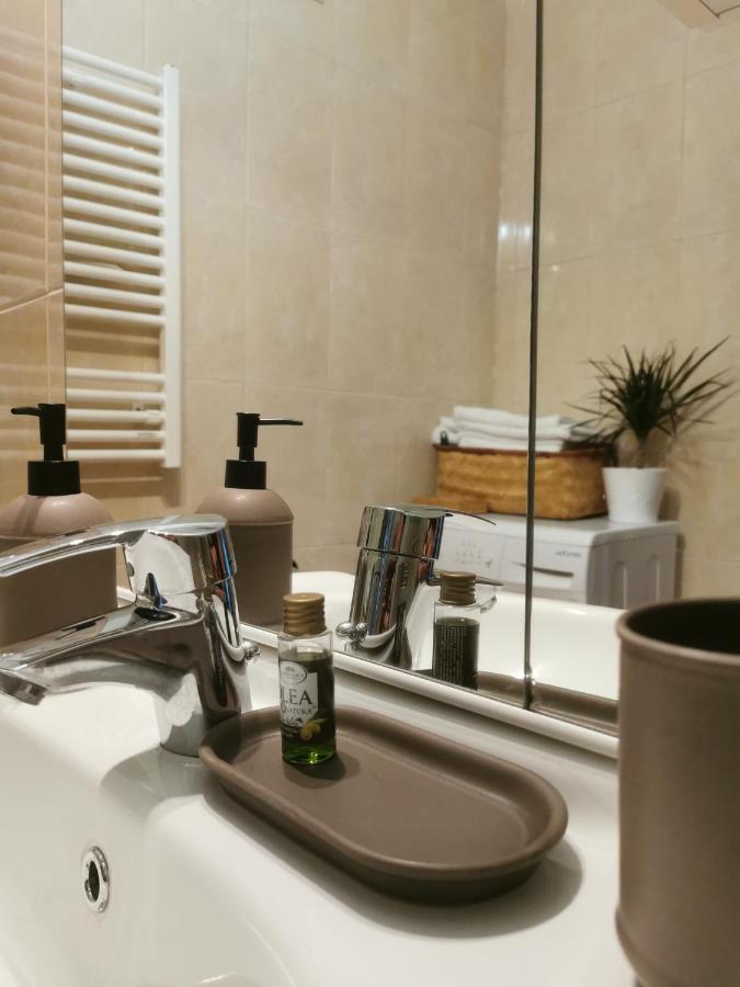 Bertigart Studio Apartment Bucarest Extérieur photo